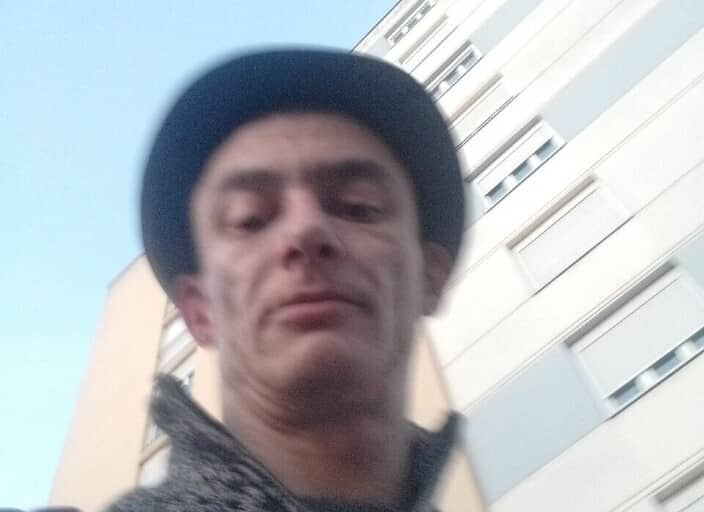 MI1745239