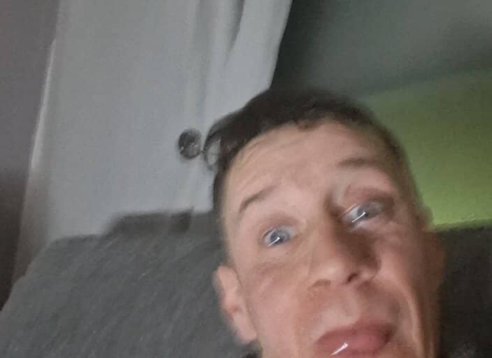 Niglo67yeuxbleu