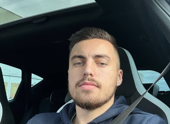 leo_1001