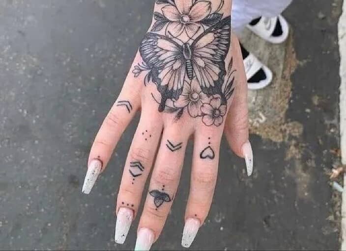 Tatoueuse