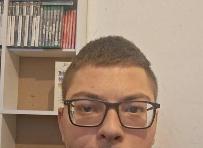 Alex36700