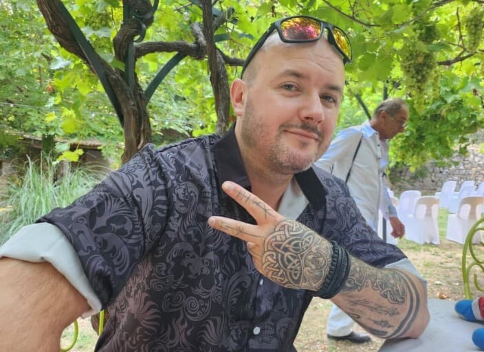 Thony56