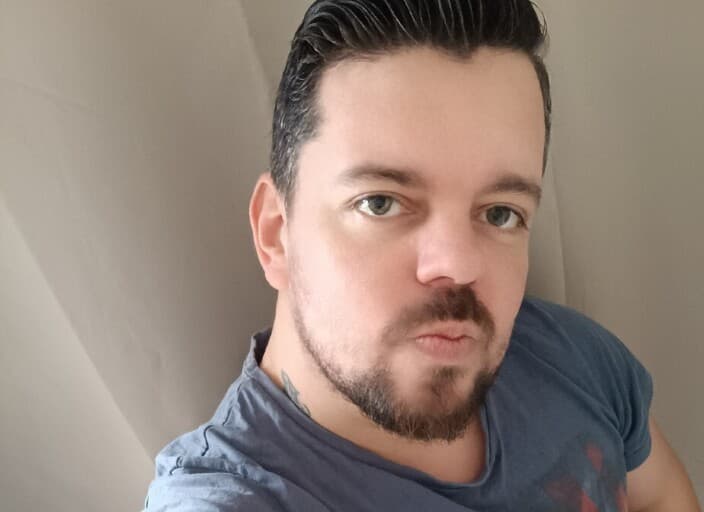 Photo de profil de Rheev