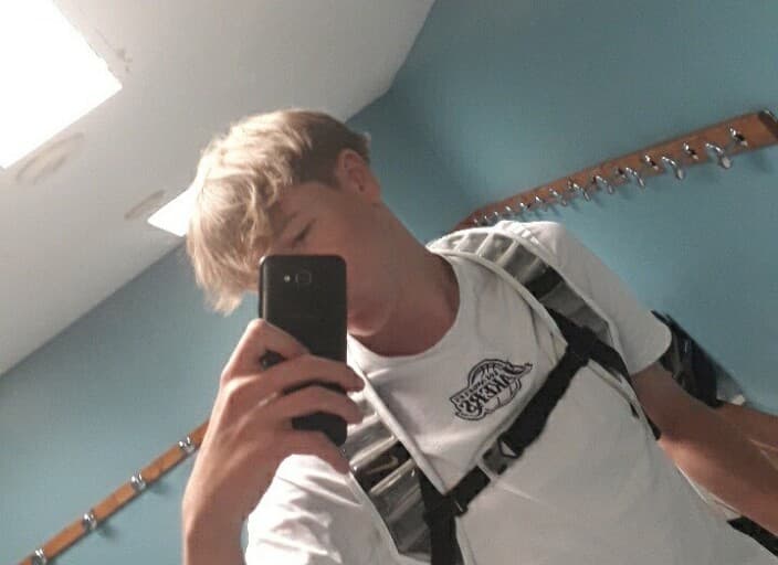 sny_stnk