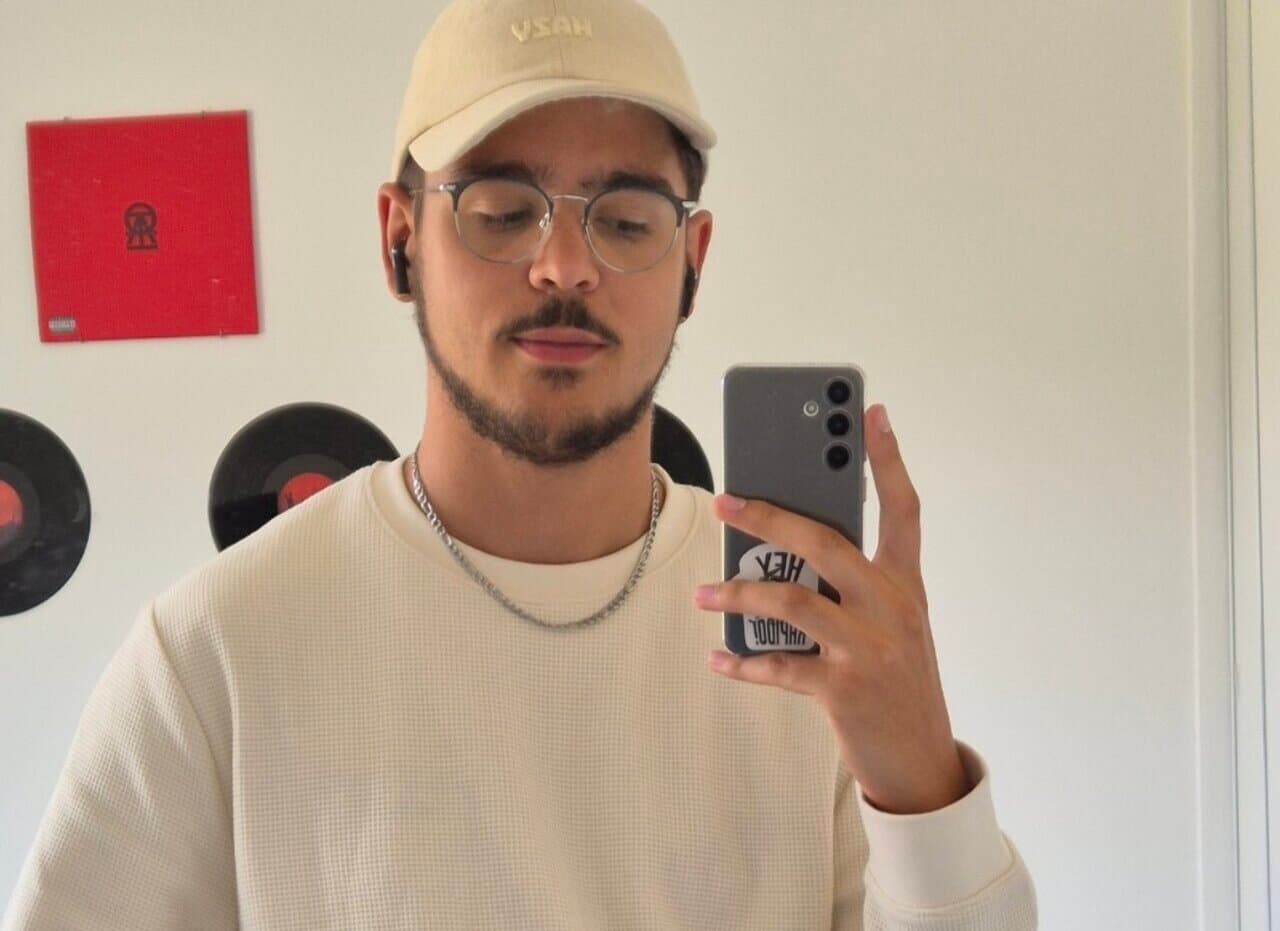 Leo17