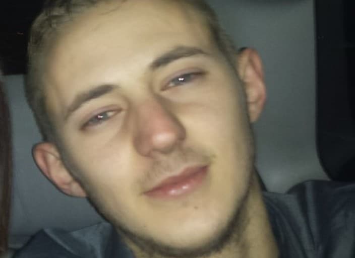 charles2200