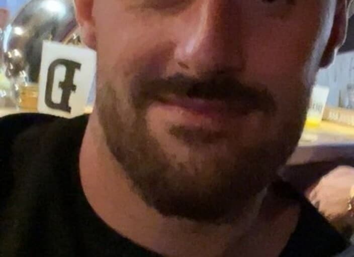 Alex18100