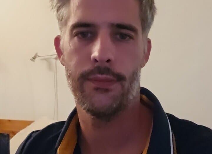 iskhyene30200