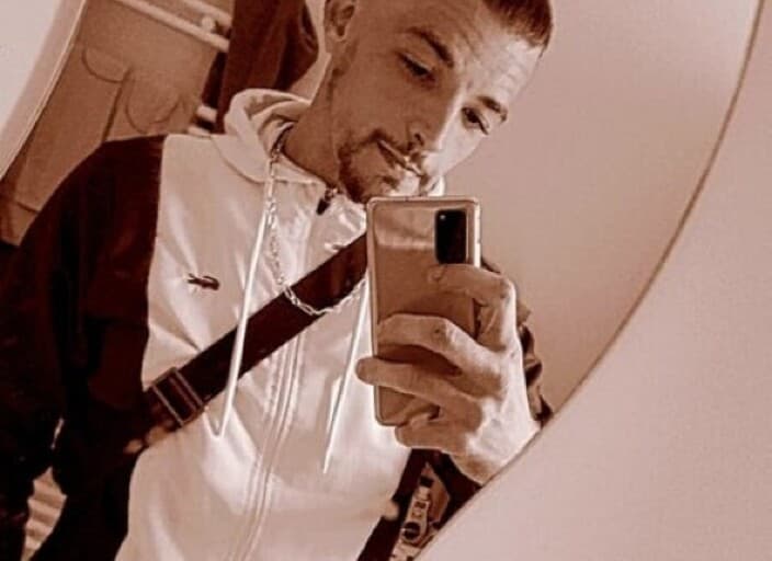 Chriss76