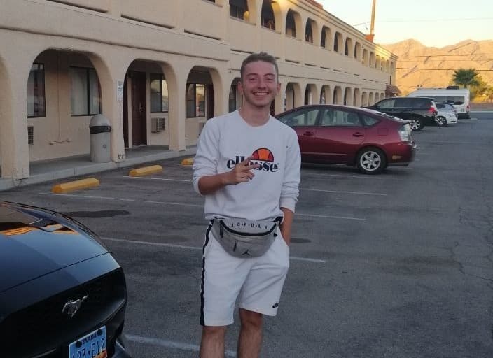 Adrien77