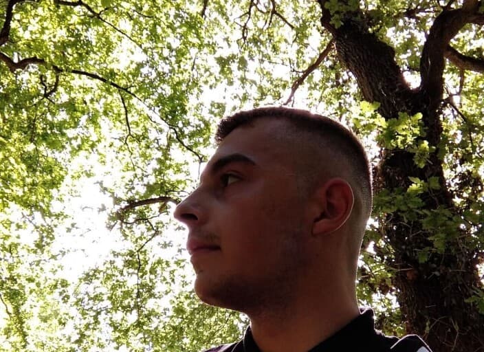 damien23