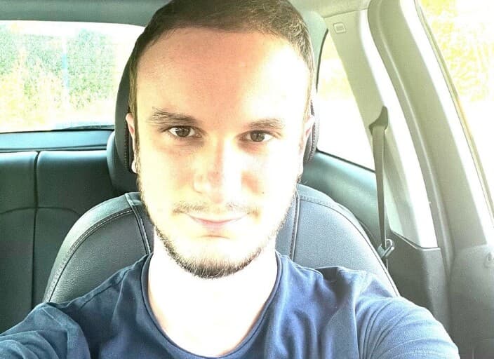 Jay001