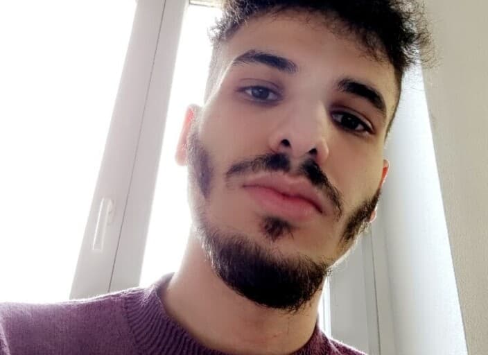 Amine68