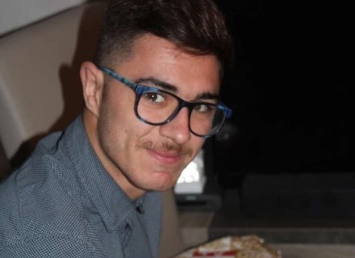 Nicolas26