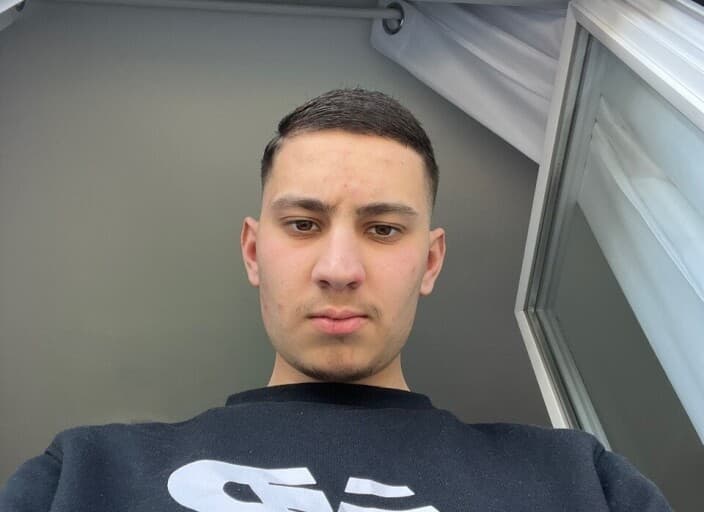 f69
