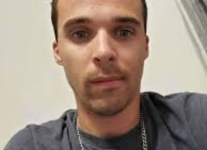 aksel002