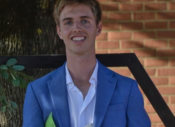 Colin09