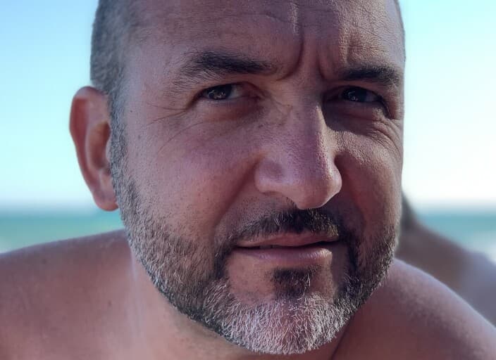 Alex33700