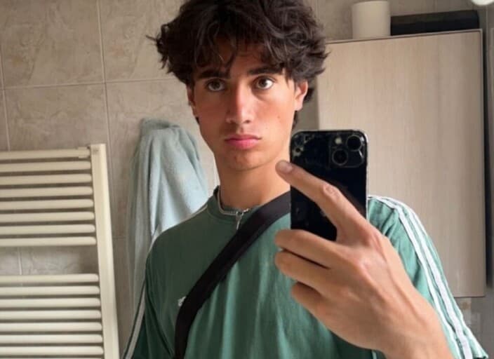 Alex_72837
