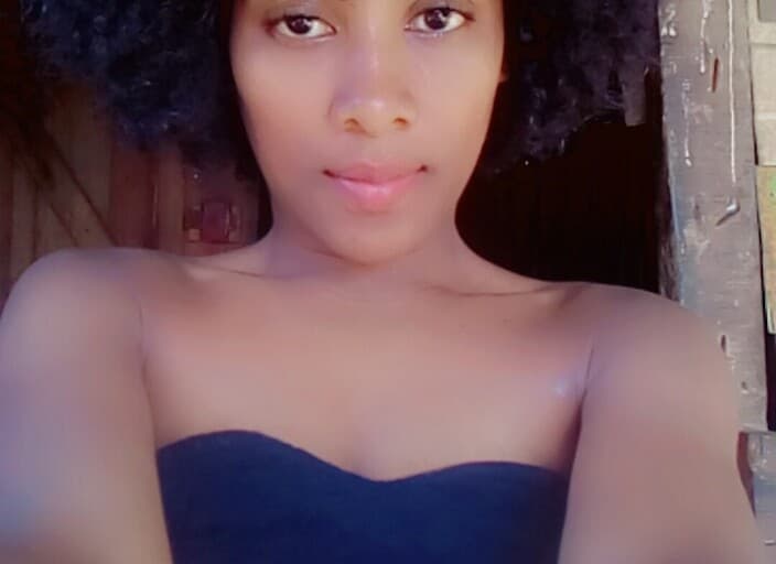 Monica23