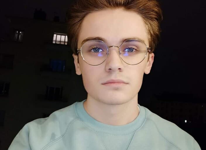 Charly_22