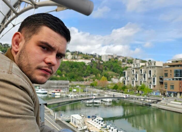 Dyl2w