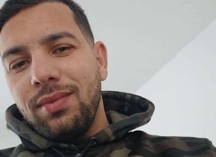 Naz93