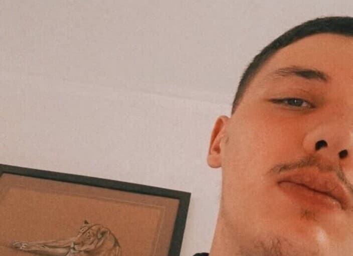Photo de profil de salutation5600