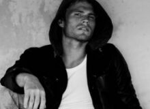 Julian75 - profil