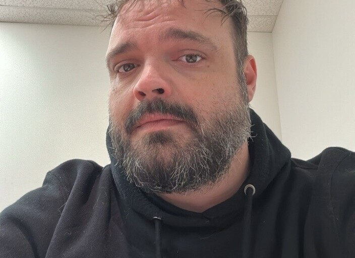 Homme célibataire recherche sa moitié