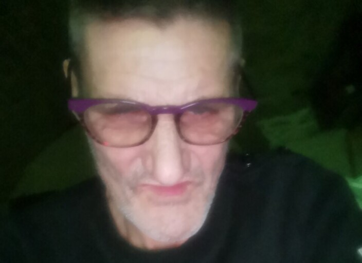 Cherche femme autoritaire