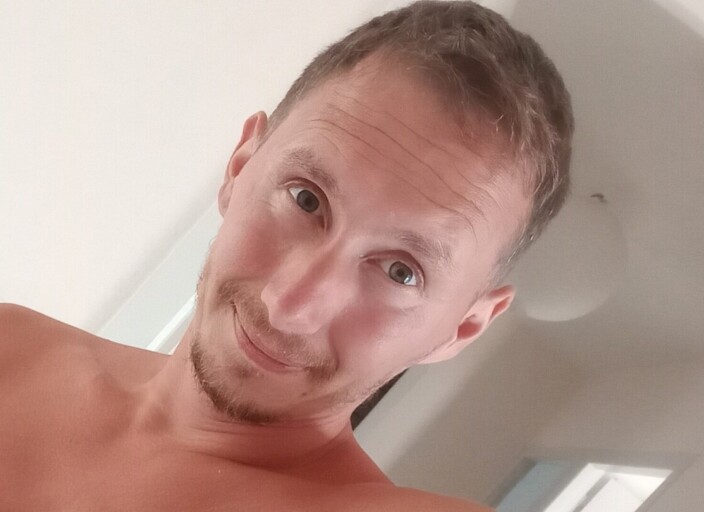 un mec simple recherche des moments simples tout s.