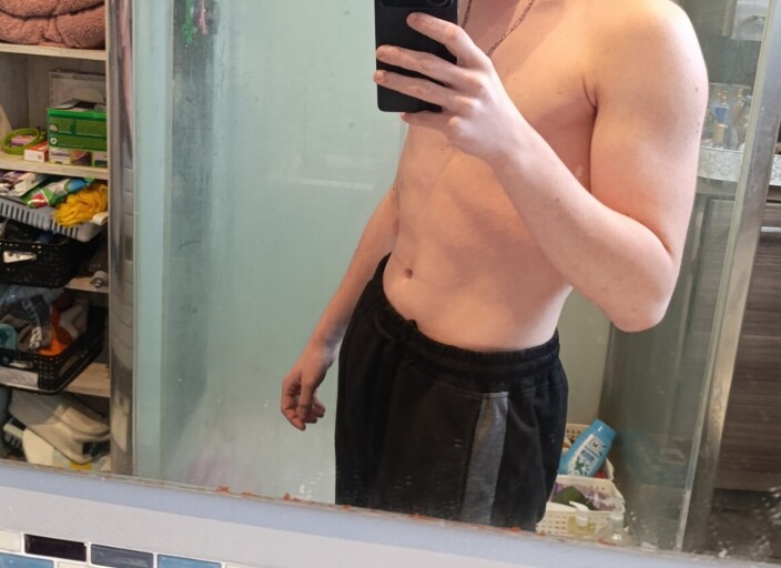 Cherche personne pour s'amuser et passer du bon te.