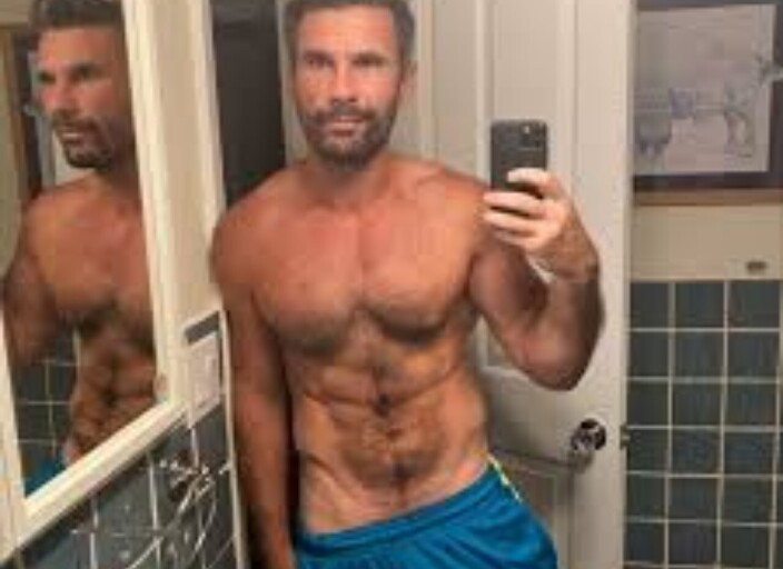 Jeune homme recherche femme expérimentée