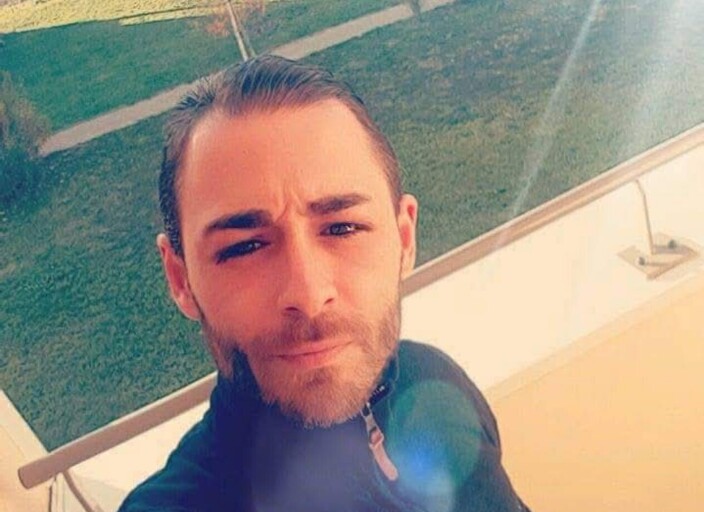 je cherche à faire des rencontres avec des femmes.
