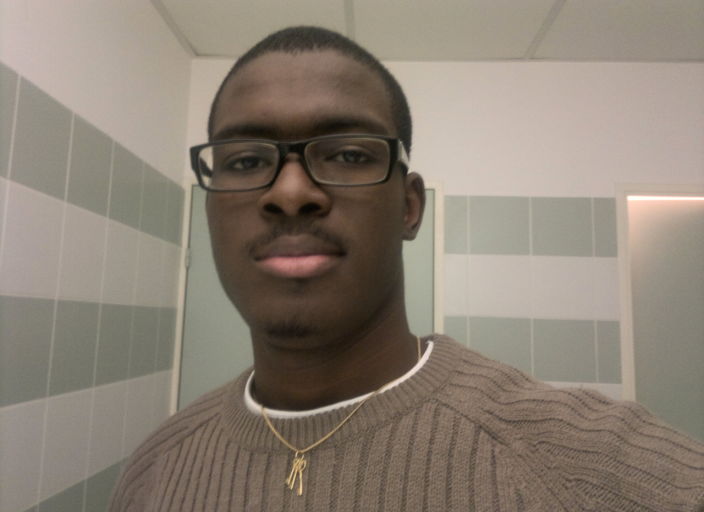 jeune black cherche jeune femme surtout dans sa r.