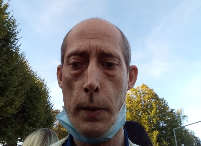 Homme recherche couples ou femme de plus de 50 ans