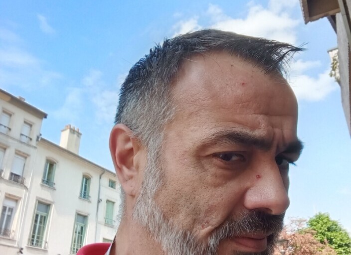 homme aimant
