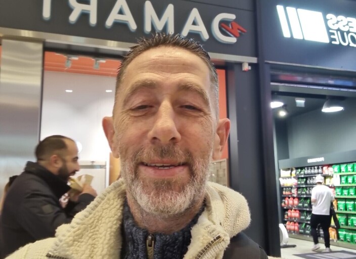 Cherche une femme qui aime le cunnilingus... j'ado.