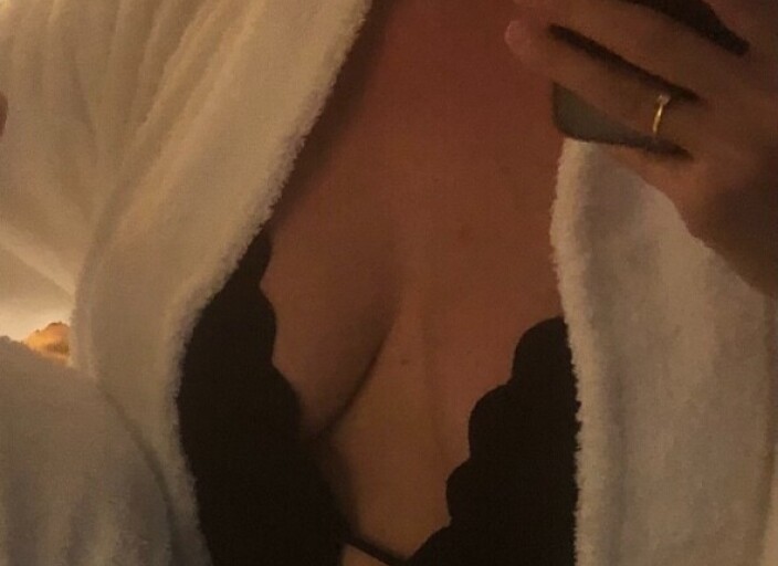 Femme pour couple
