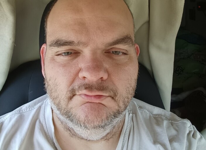 Venez discuter je mords pas
