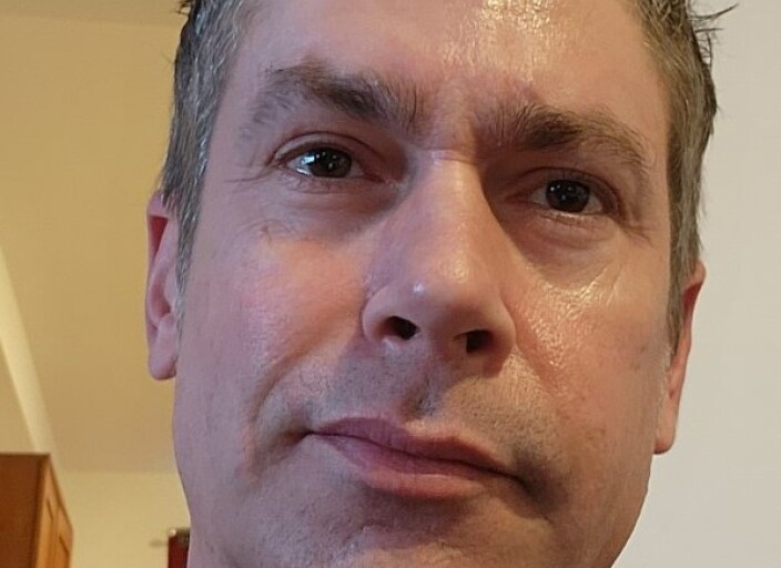 Cherche aventure avec qui aimes s'habiller avec de.