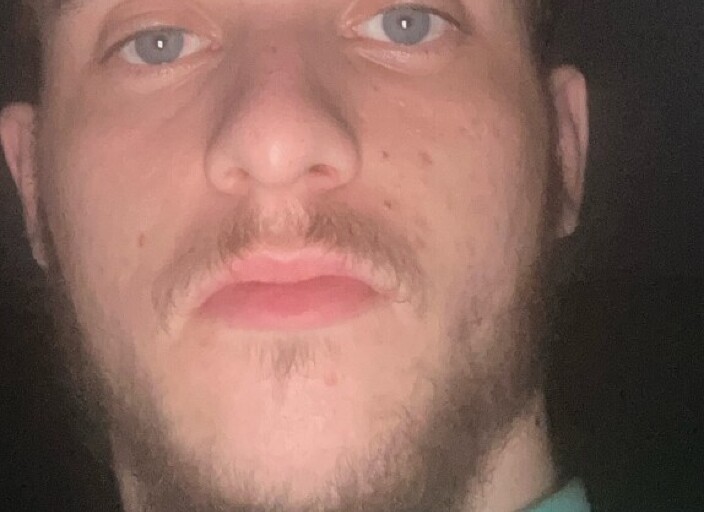 Bonjour je ne mord pas j’accepte tout le monde