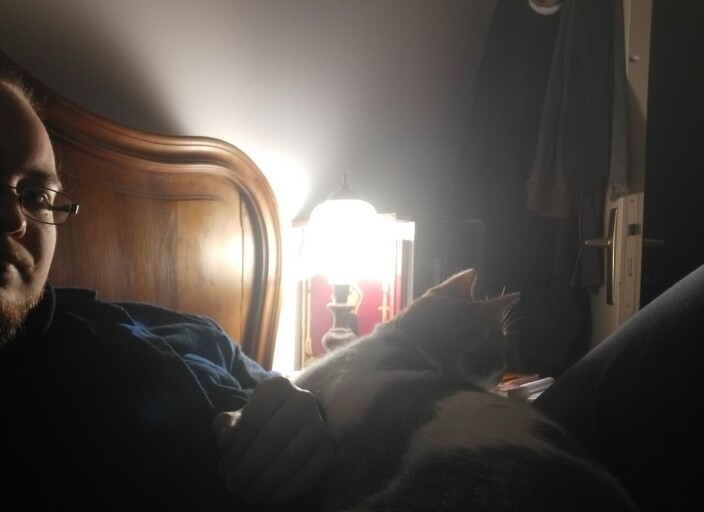 curieux et tendre
