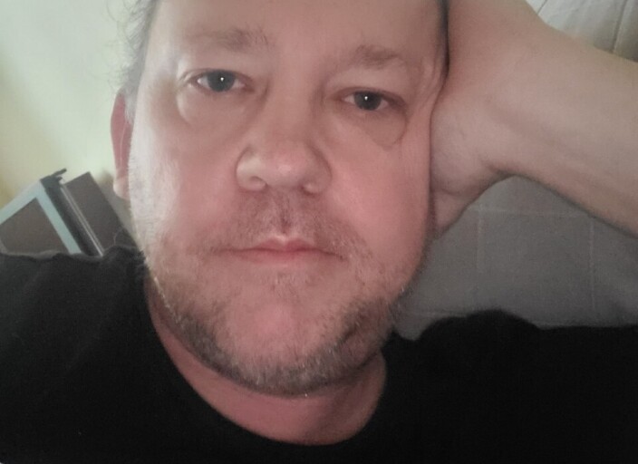 Maitre cherche femmes trans sissy..tgirls ladyboys
