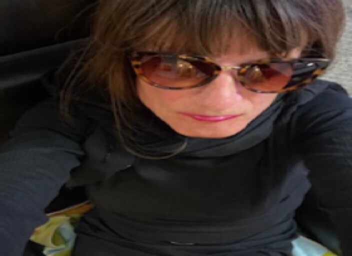 RECHERCHE TRANSEXUELLE TRAVESTIE FEMME BI. GRANDE .