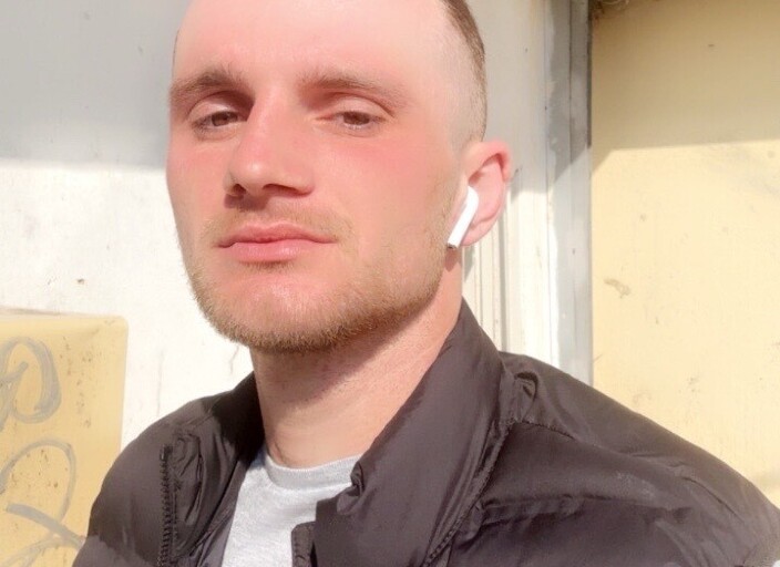 Jeune ouvert d'esprit