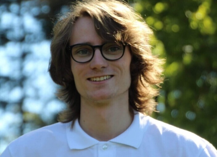 Étudiant, 21 ans, cherche quelqu'un pour des plan.