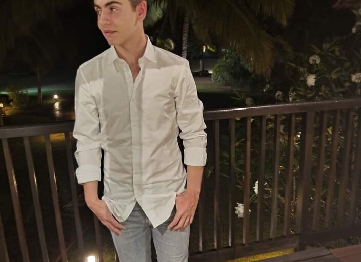 Recherche jeune femme