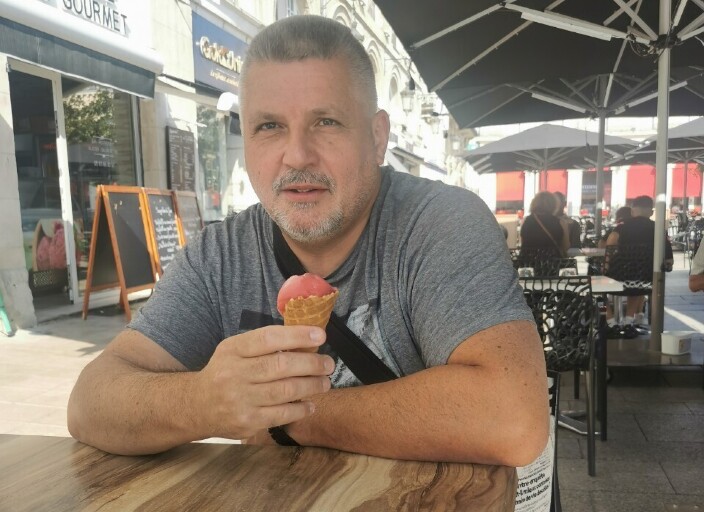 je recherche une femme pour plan plaisir sans pris.